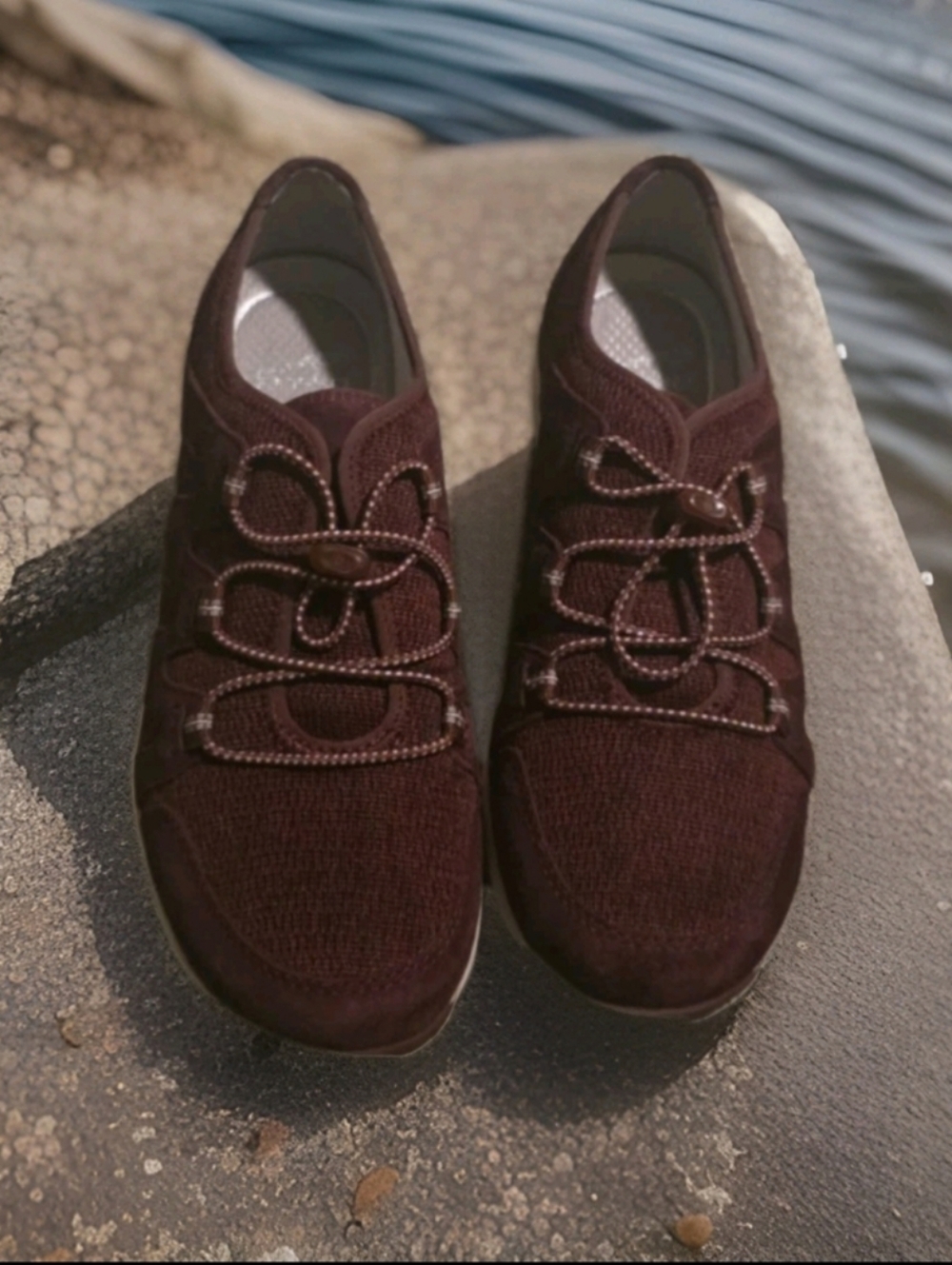 DANSKO Womens Holland Wine Suede& Mesh Sneaker EU 38 US 7.5. - Picture 2 of 5